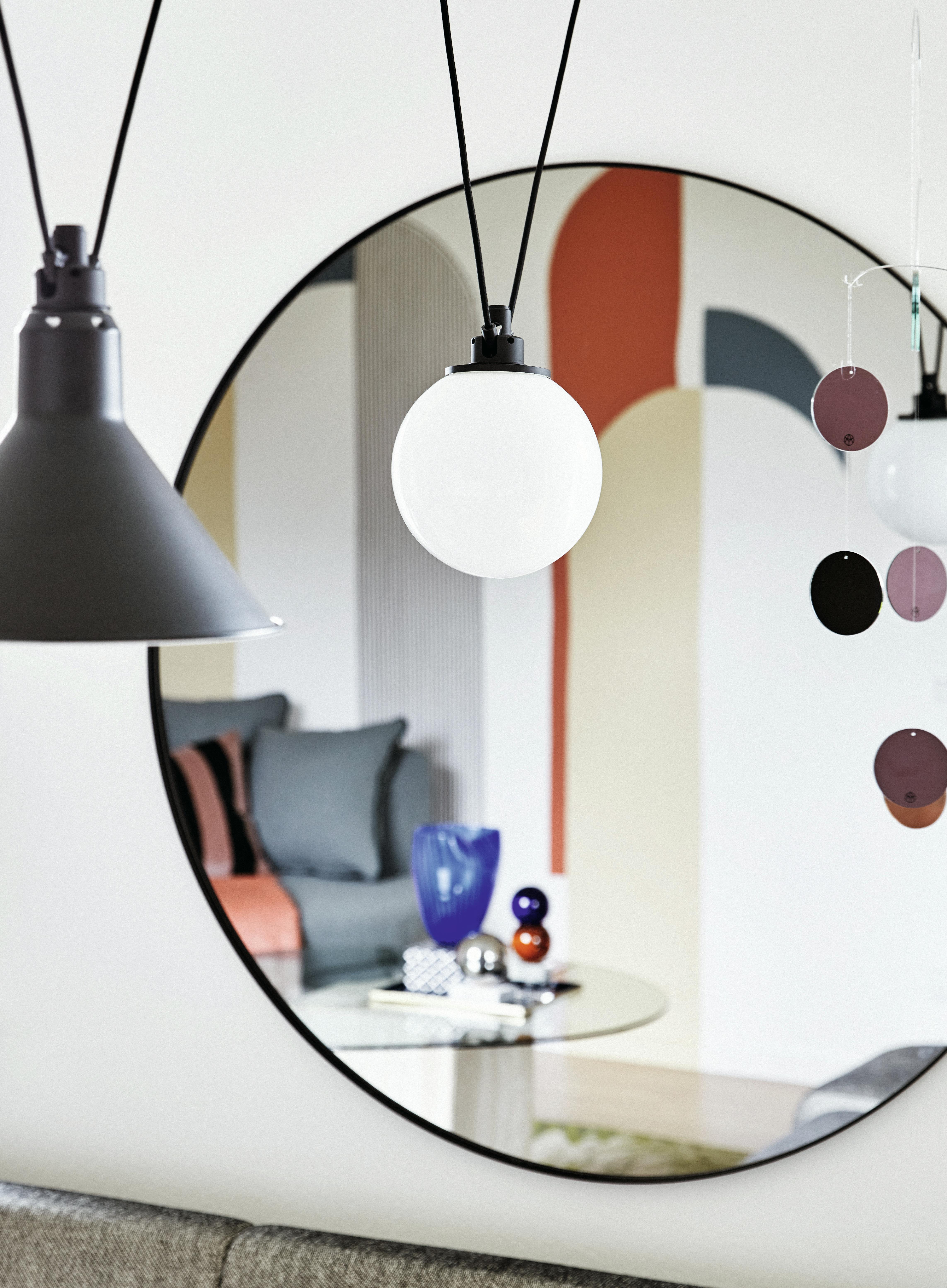 Fargerikt sirkus. Monsterscirkus! Navnet på bloggen til Mette Holm. Spennende fargerikt design. 