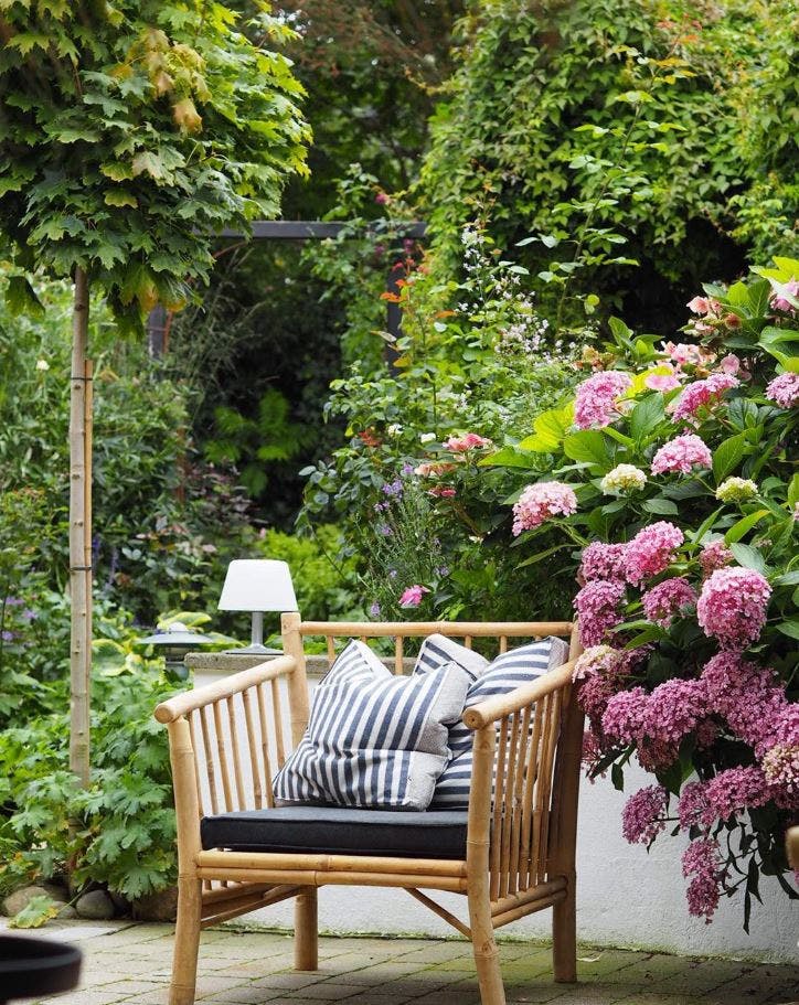 bambusstol til hagen