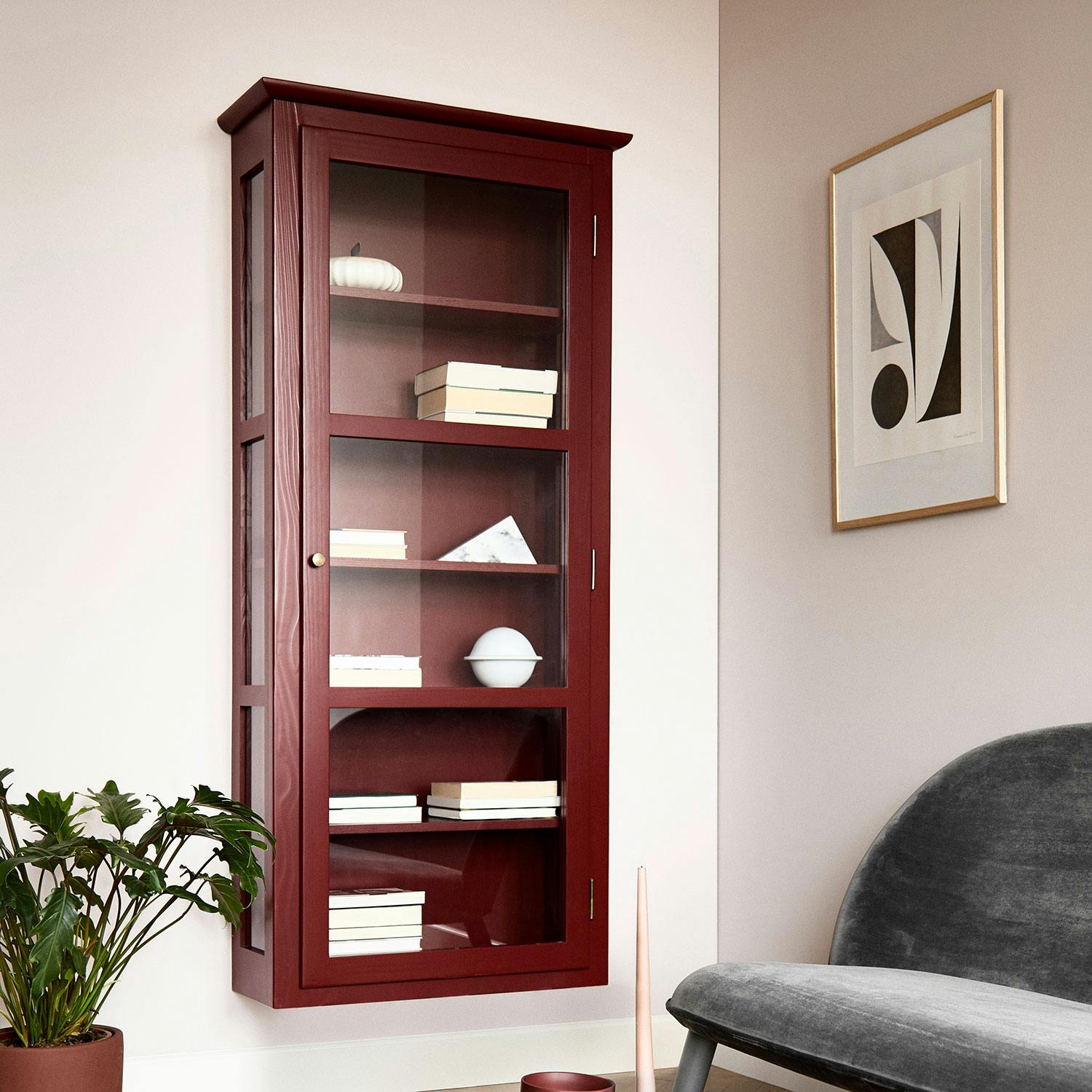 lindebjerg design n4 vitrineskap 1 Vitrineskap rødt