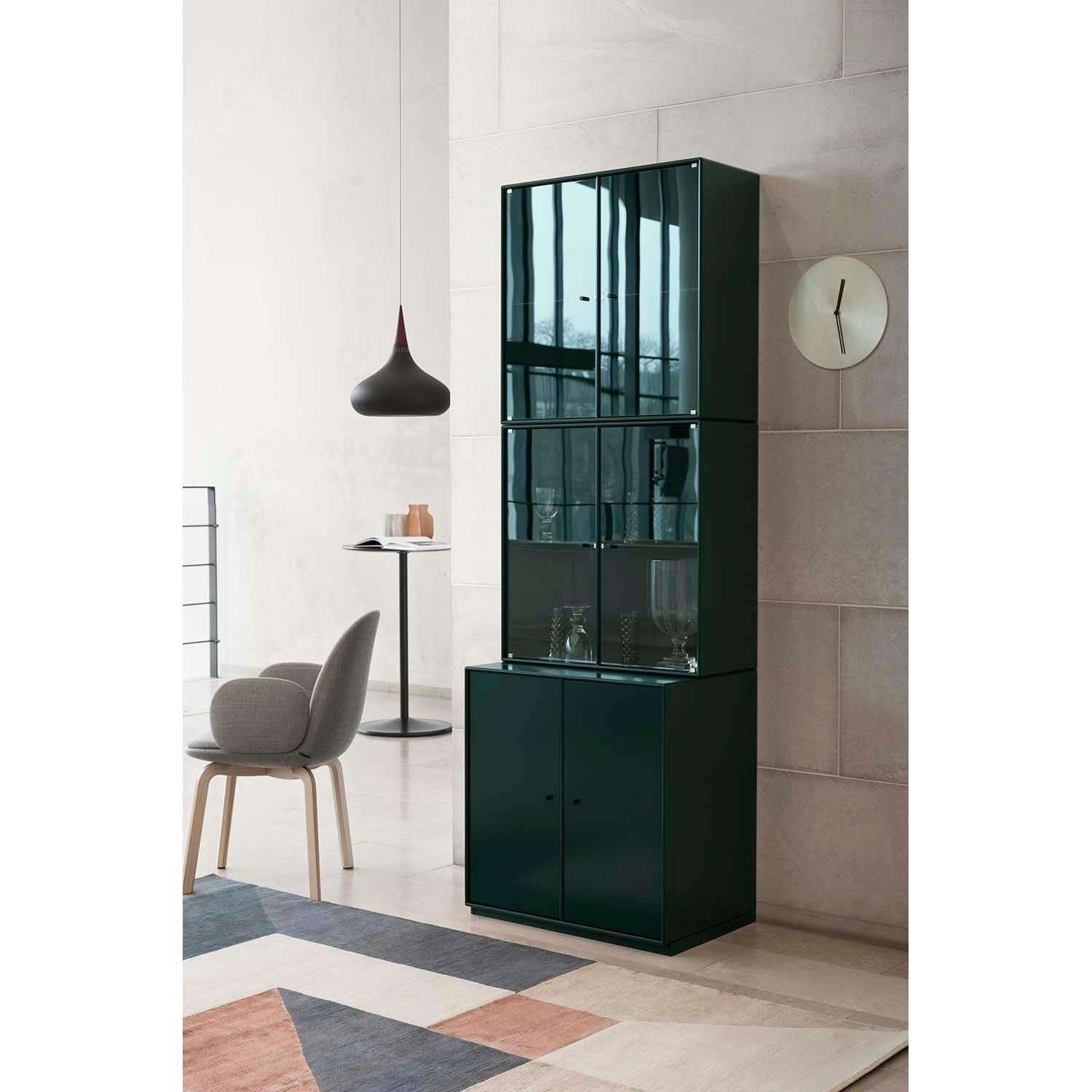 montana rise vitrineskap 3 Vitrineskap i farger