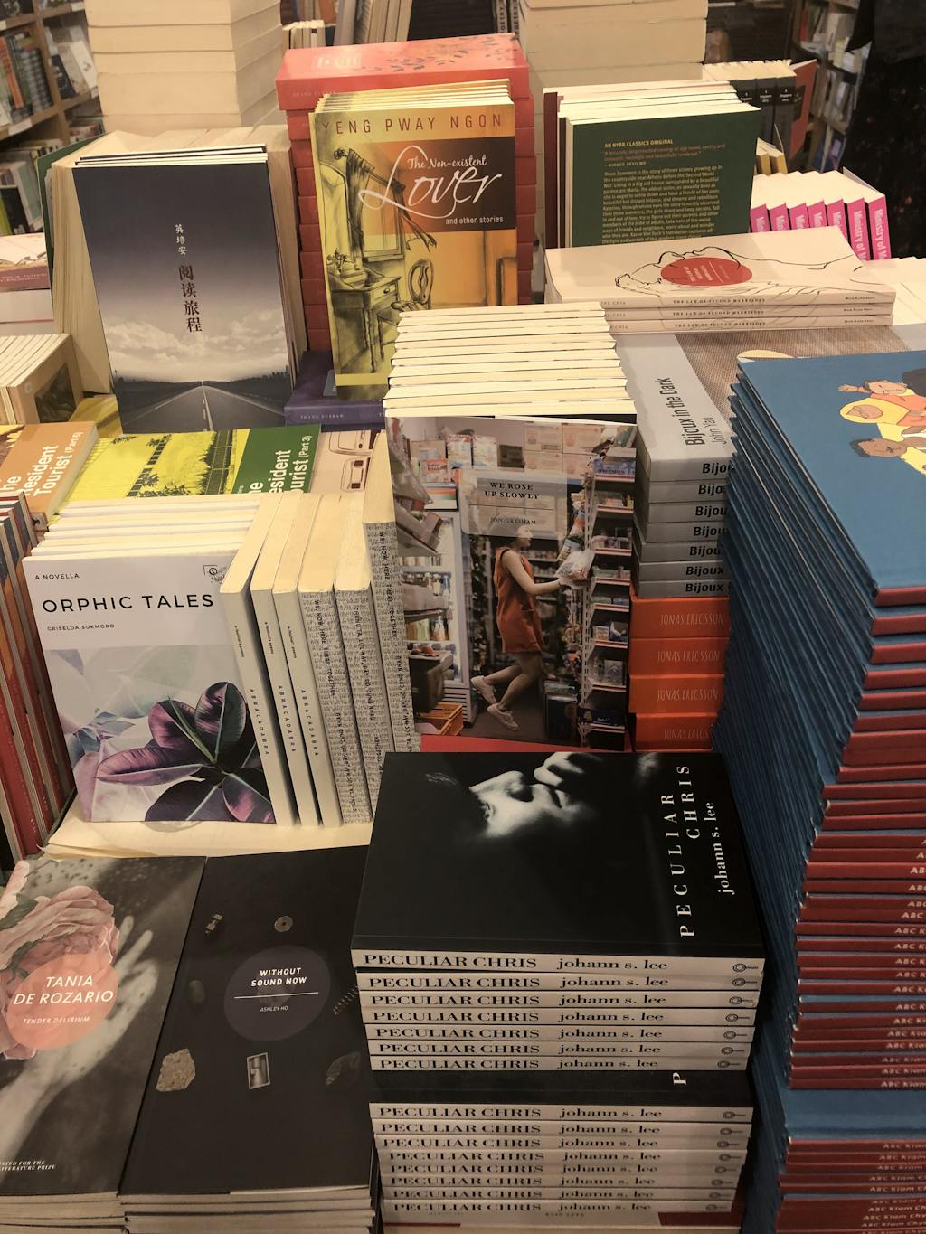 Gå på skattejakt hos BooksActually Boghandel Singapore