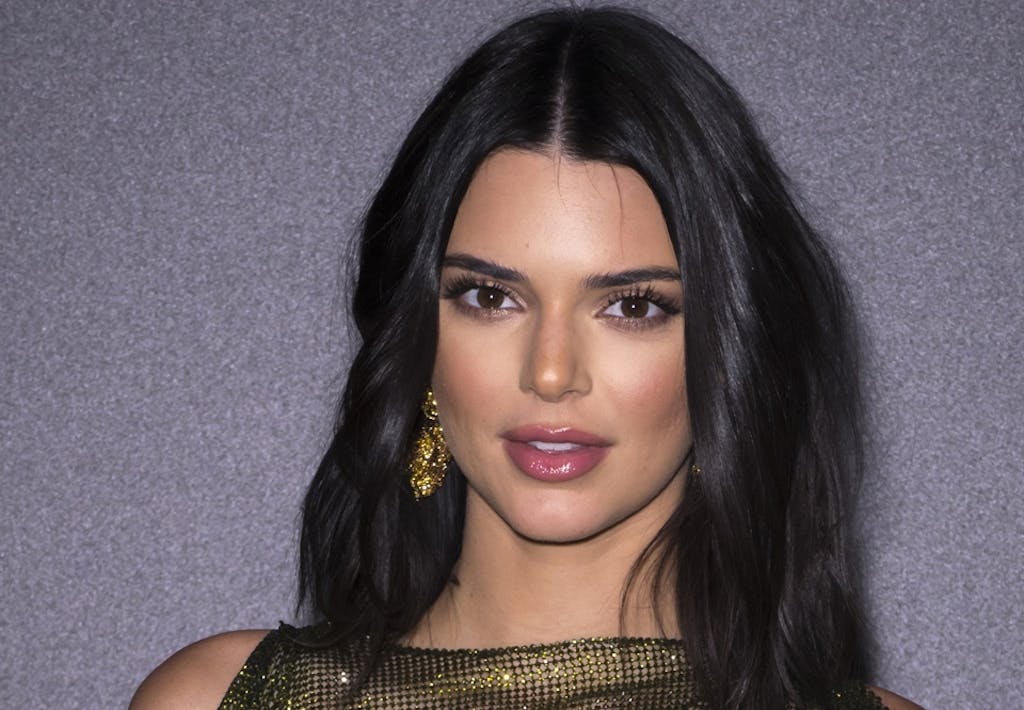 Frisyrer og hår - langt hår og kort hår. 