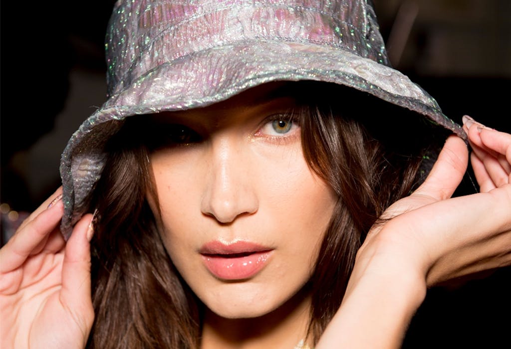 neglelakker i pink og glimmer