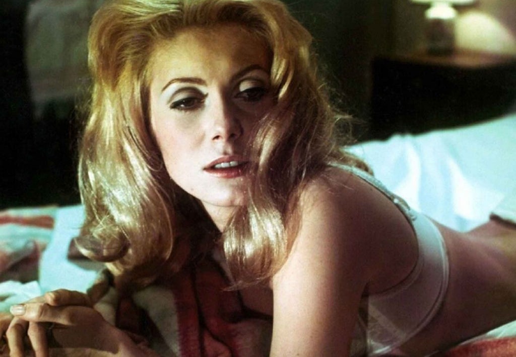 Catherine Deneuve i filmen Dagens Skønhed