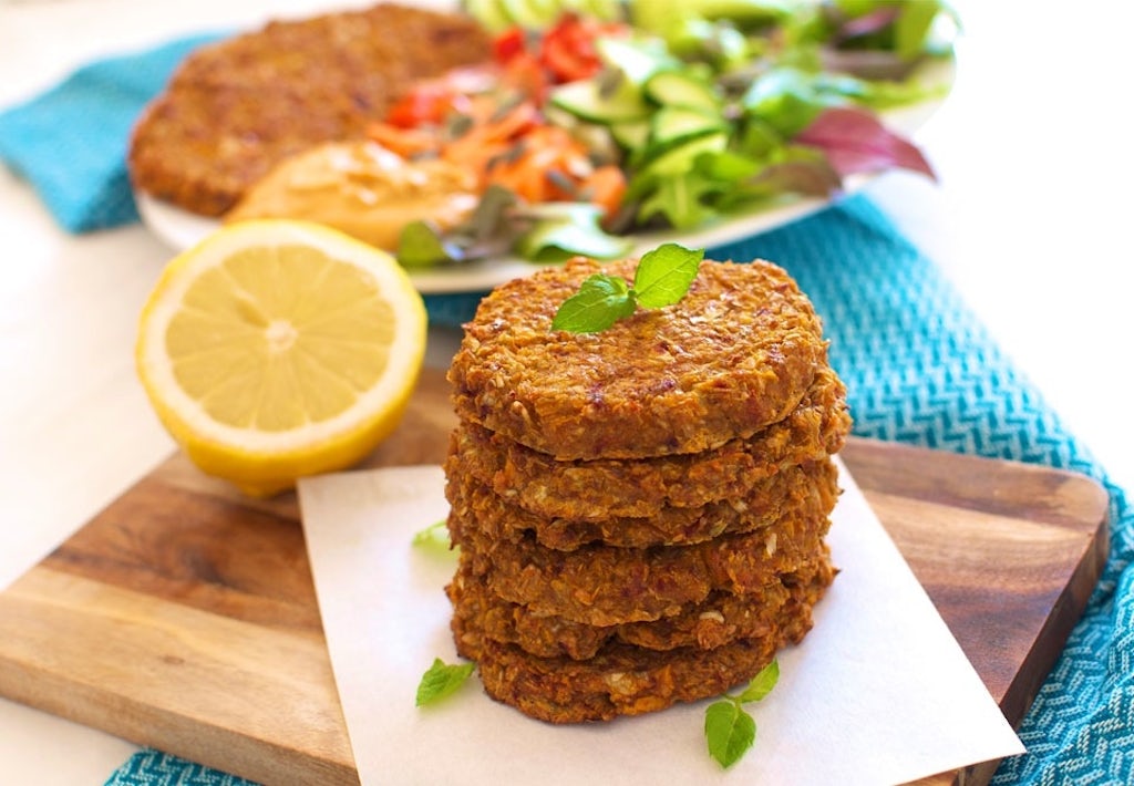 Krydrede grøntsagsbøffer med sweet potato Krydrede grøntsagsbøffer med sweet potato