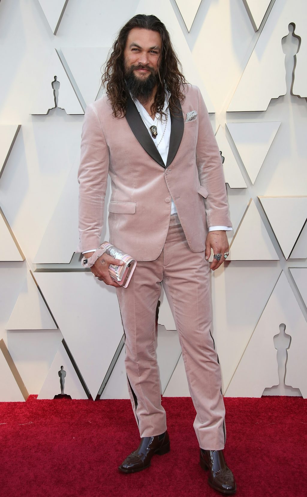 Dette er høyden til kjendisene Jason Mamoa høyde høy