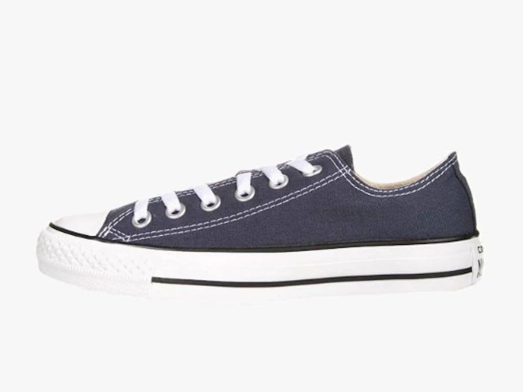 Prisvennlige sneakers: blå converse