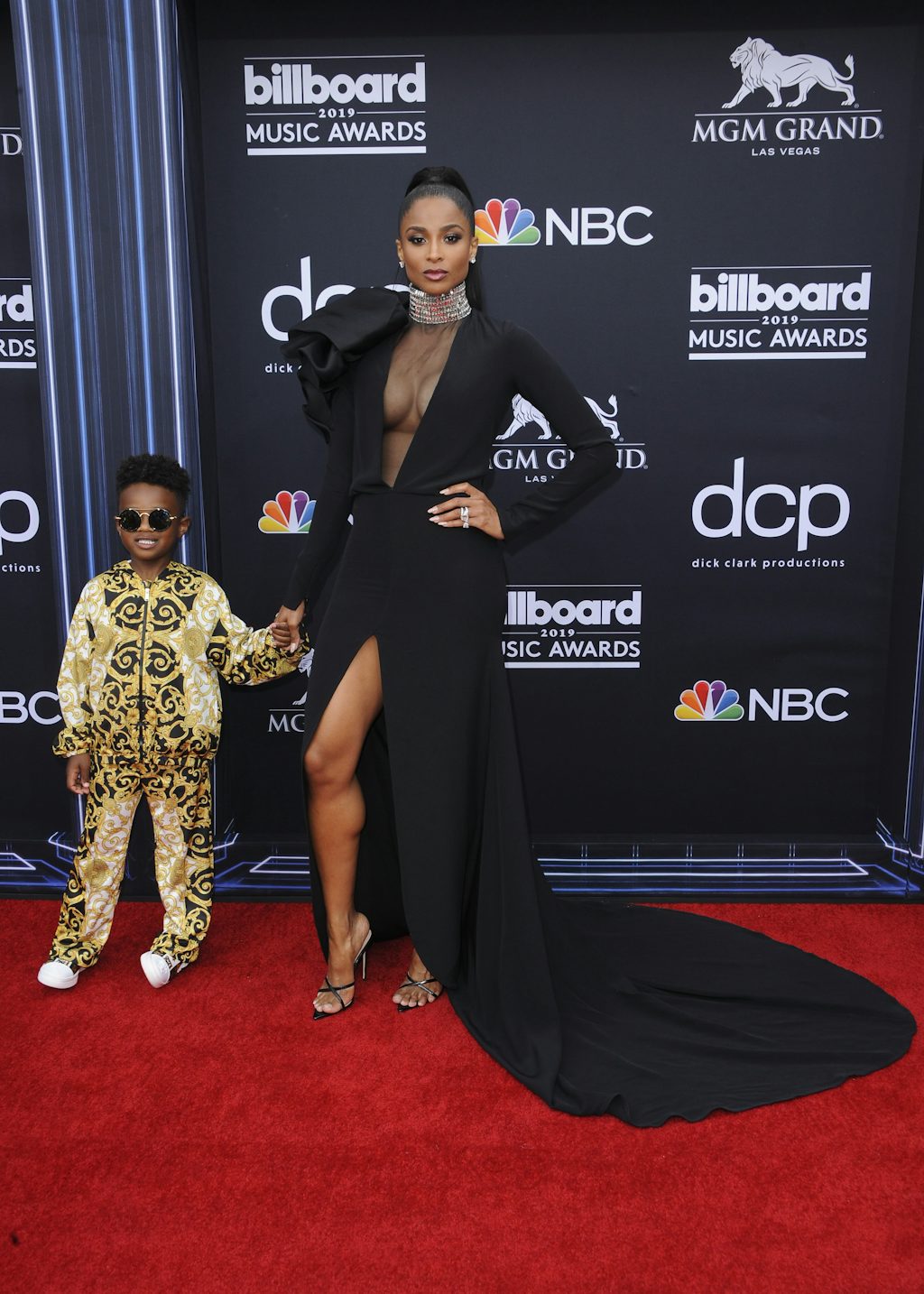 Ciara og sønnen Future Zahir Willburn Ciara og sønnen Future Zahir Willburn Billboard 2019: Se de beste antrekkene