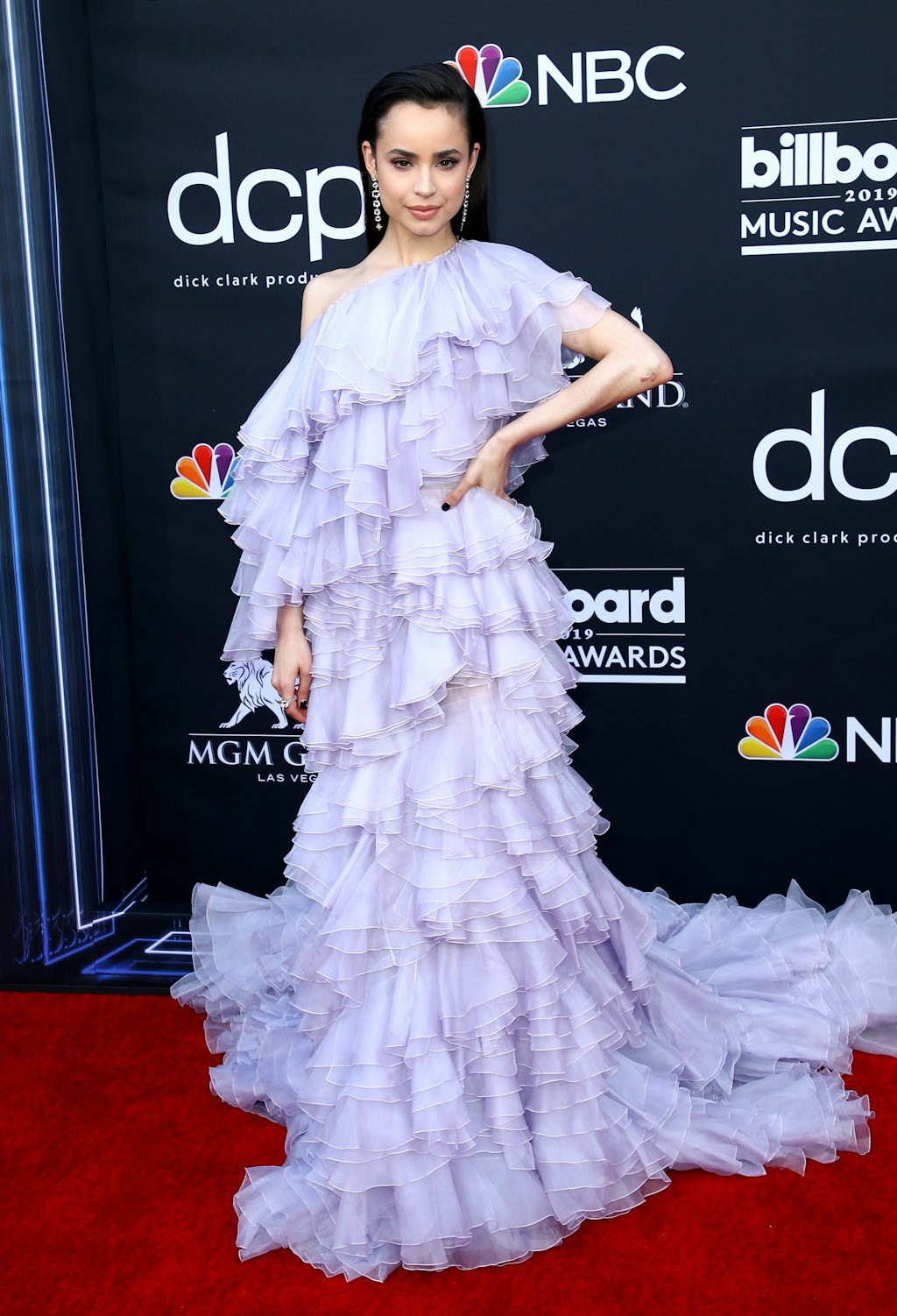Sofia Carson Sofia Carson Billboard 2019: Se de beste antrekkene