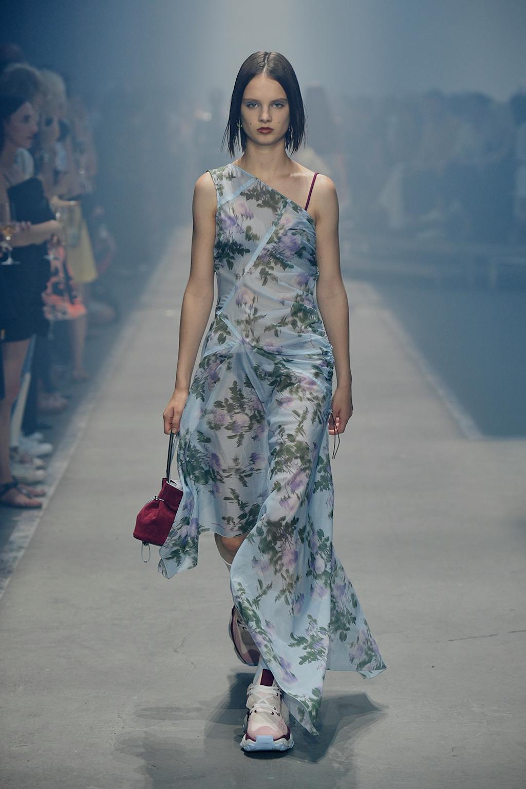 HUGO SPRING/SUMMER 2019 FASHION SHOW