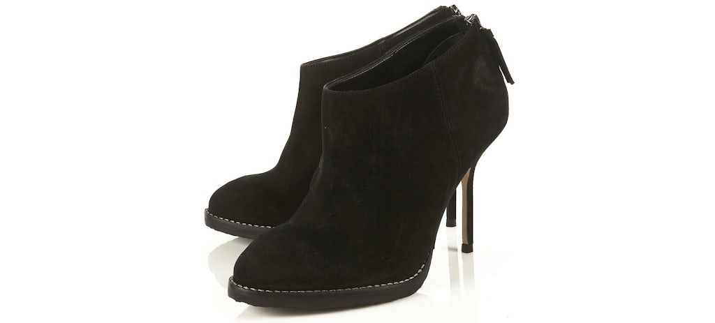 Sko fra Topshop til ca. 715 kr. hos http://www.topshop.com/webapp/wcs/stores/servlet/ProductDisplay?beginIndex=0&viewAllFlag=&catalogId=33057&storeId=12556&productId=2033384&langId=-1&sort_field=Relevance&categoryId... Sko fra Topshop til ca. 715 kr. hos http://www.topshop.com/webapp/wcs/stores/servlet/ProductDisplay?beginIndex=0&viewAllFlag=&catalogId=33057&storeId=12556&productId=2033384&langId=-1&sort_field=Relevance&categoryId...