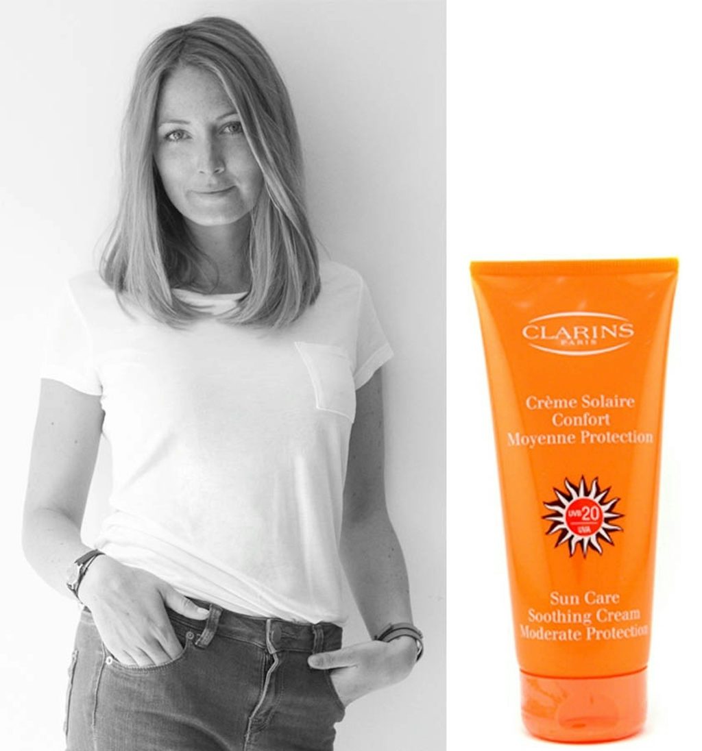 Sun care soothing cream SPF 20 fra Clarins til 220 kr. for 200 ml. Sun care soothing cream SPF 20 fra Clarins til 220 kr. for 200 ml.