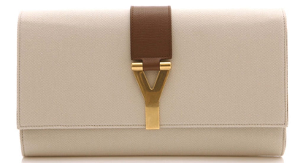 Taske fra Yves Saint Laurant til ca. 3.975 kr. hos Matchesfashion.com Taske fra Yves Saint Laurant til ca. 3.975 kr. hos Matchesfashion.com