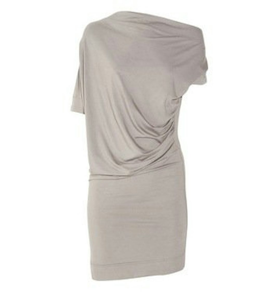 Kjole fra Vivienne Westwood Anglomania til ca. 1.865 kr. hos Net-a-porter.com. Kjole fra Vivienne Westwood Anglomania til ca. 1.865 kr. hos Net-a-porter.com.