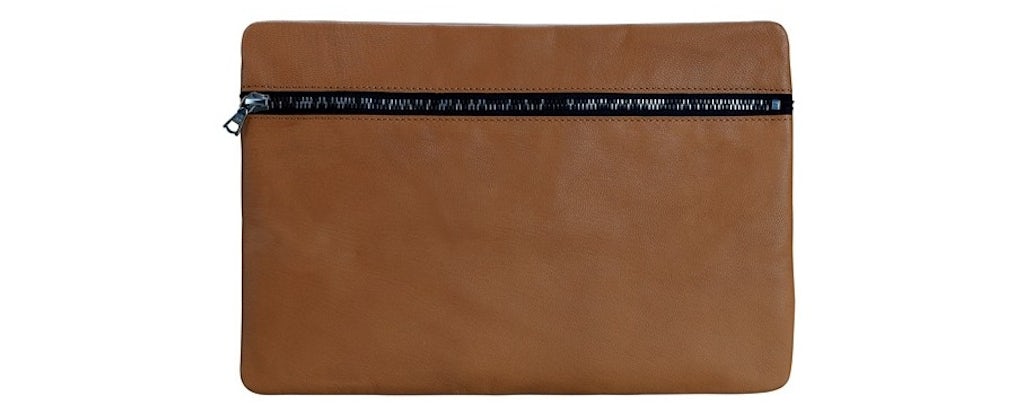 Clutch fra Lommé 1.500 kr. hos Youheshe.com. Clutch fra Lommé 1.500 kr. hos Youheshe.com.
