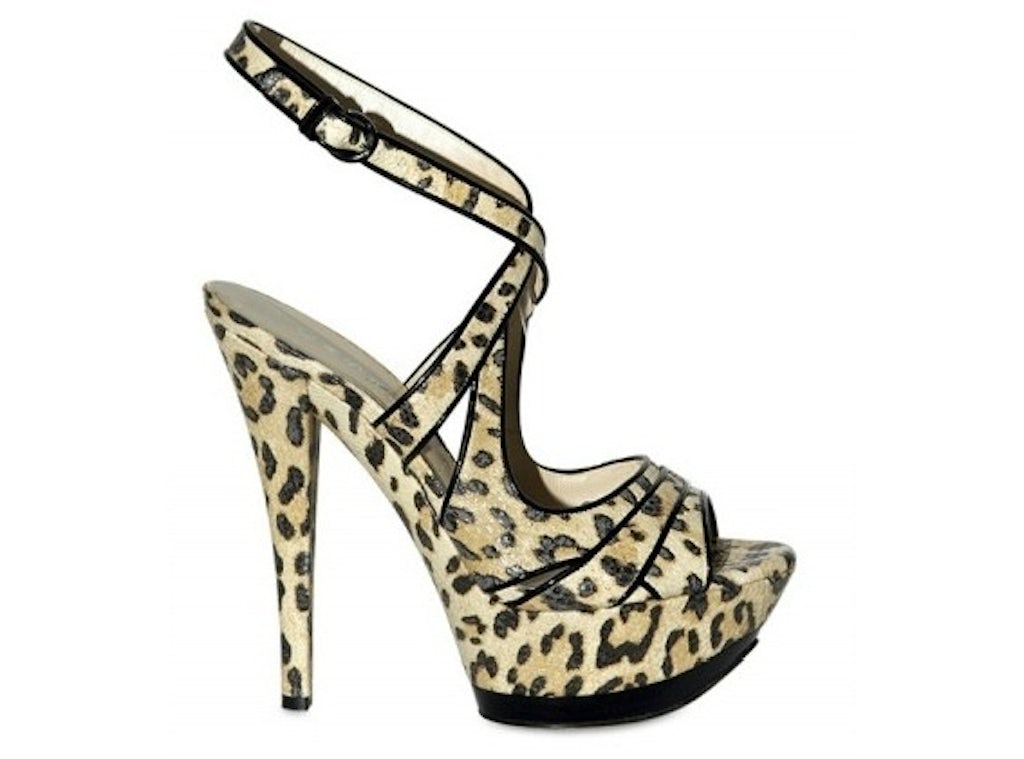 Sko fra Casadei til 4.260 kr. hos targ... Sko fra Casadei til 4.260 kr. hos targ...