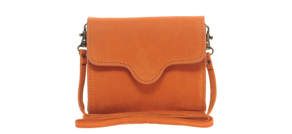 Taske fra Mango til ca. 585 kr. hos Asos.com. Taske fra Mango til ca. 585 kr. hos Asos.com.