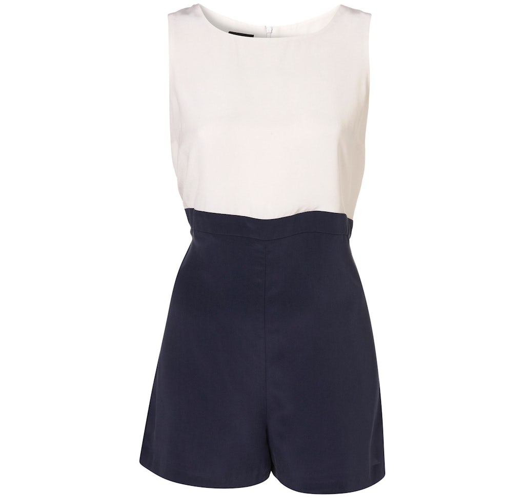 Buksedragt fra Topshop til ca. 510 kr. hos http://www.topshop.com/webapp/wcs/stores/servlet/ProductDisplay?beginIndex=0&viewAllFlag=&catalogId=33057&storeId=12556&productId=2248175&langId=-1&sort_field=Relevance&cat... Buksedragt fra Topshop til ca. 510 kr. hos http://www.topshop.com/webapp/wcs/stores/servlet/ProductDisplay?beginIndex=0&viewAllFlag=&catalogId=33057&storeId=12556&productId=2248175&langId=-1&sort_field=Relevance&cat...