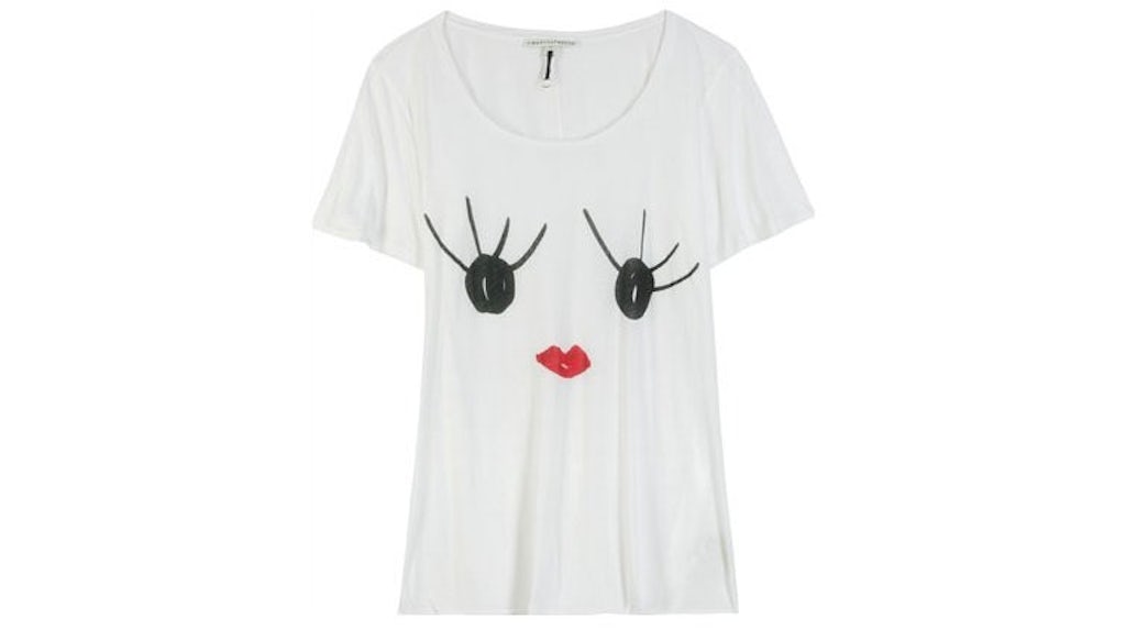 T-shirt fra Twenty8Twelve hos Mytheresa.com. Før: ca. 710 kr. Nu: 515 kr. T-shirt fra Twenty8Twelve hos Mytheresa.com. Før: ca. 710 kr. Nu: 515 kr.