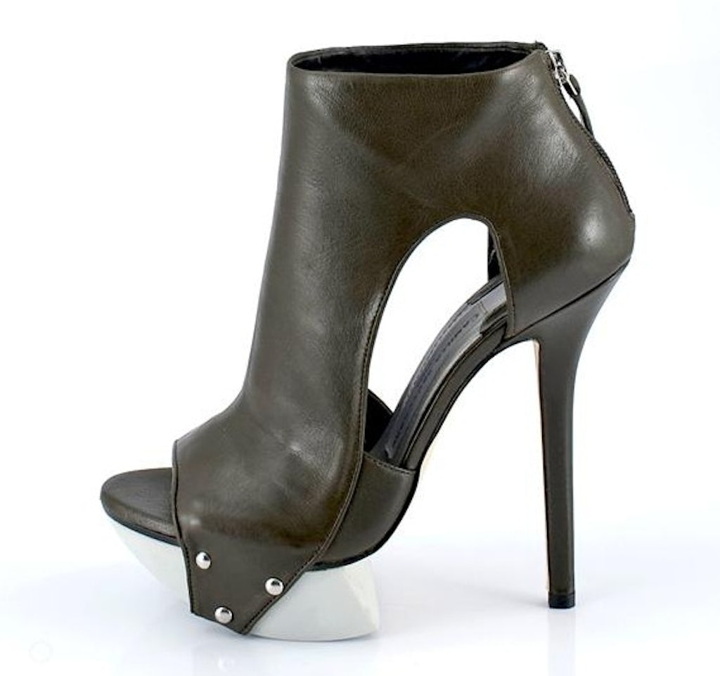 Sko fra Camilla Skovgaard til 2.895 kr. hos Stylepaste.com. Sko fra Camilla Skovgaard til 2.895 kr. hos Stylepaste.com.