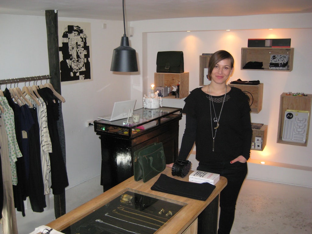 Sabine Niemann, indehaver i butik Kask. Sabine Niemann, indehaver i butik Kask.