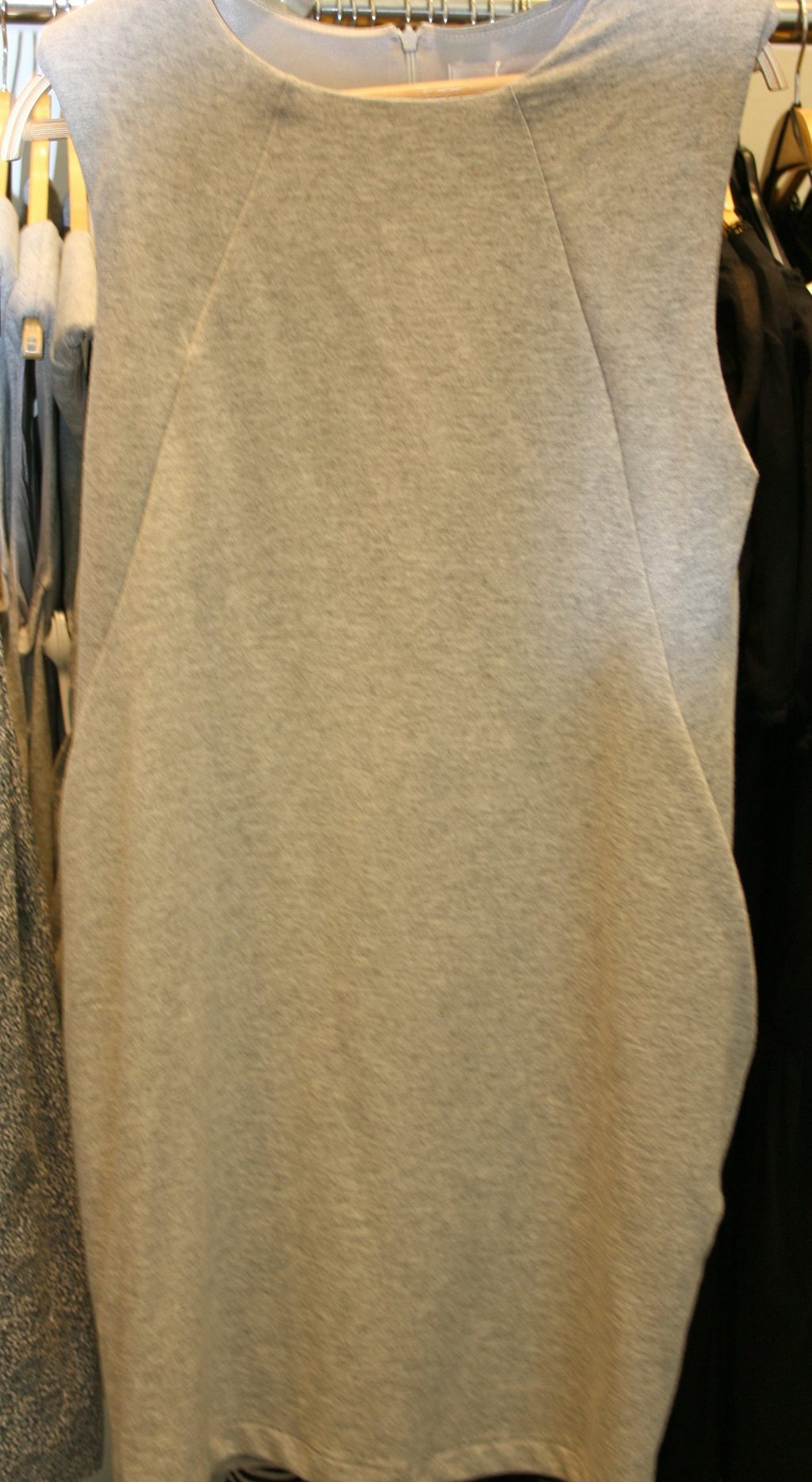 Kjole fra Zara NU: 229 kr. FØR: 299 kr. hos Zara Vimmelskaftet 28, København K. Kjole fra Zara NU: 229 kr. FØR: 299 kr. hos Zara Vimmelskaftet 28, København K.