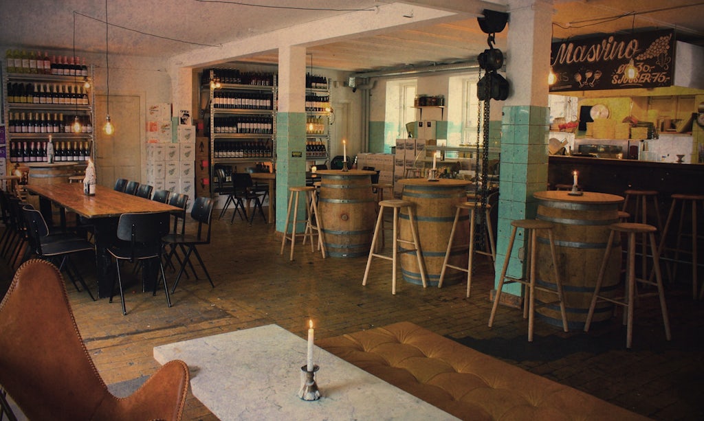 MasVino vinbodega Aarhus Aarhus bodega restaurant deleretter social dining