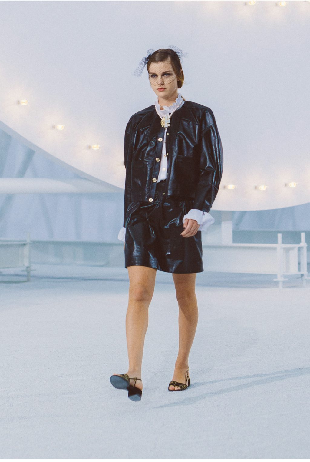 23_LOOK_023