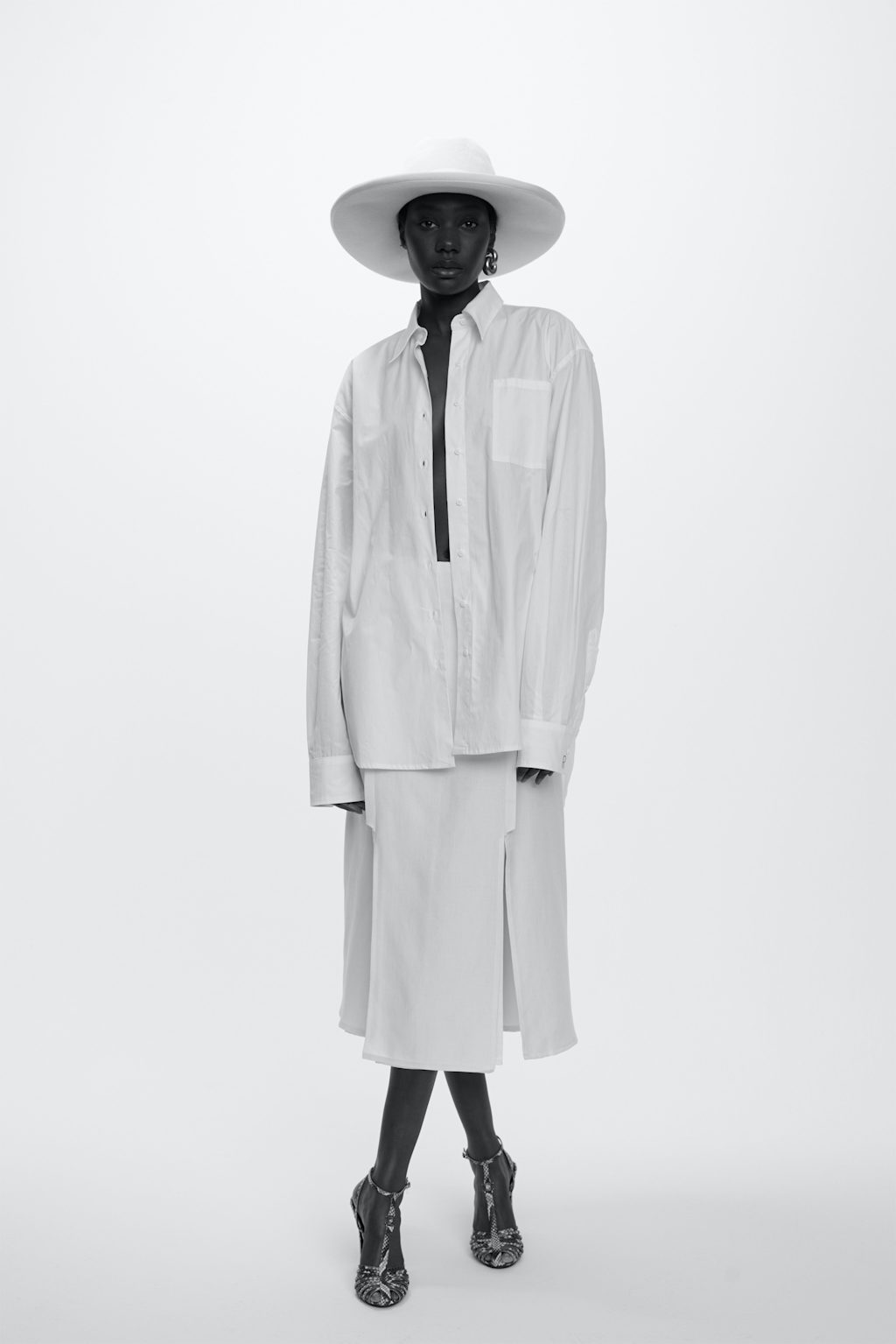 200520_COSTUME_03_00217-copy