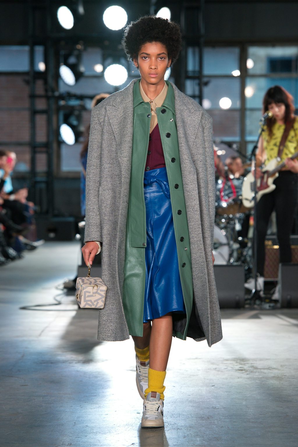 AW20C-Coach-005