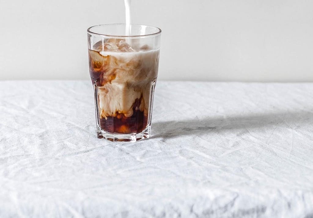 Nem opskrift på hjemmelavet Kahlua til White Russian