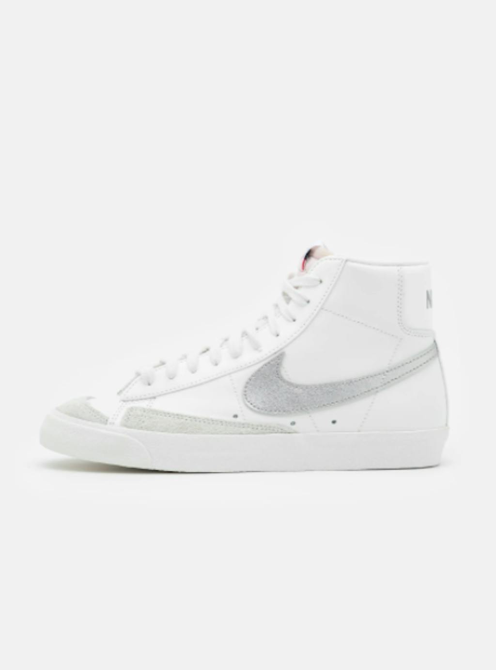 Nike high top sneakers til kvinder Nike high top sneakers til kvinder