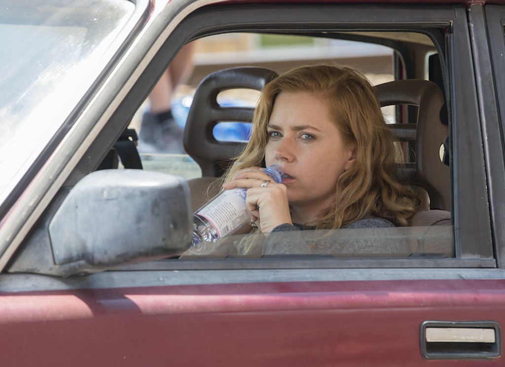 Sharp Objects på HBO Sharp Objects er en af de bedste thrillerserier på HBO