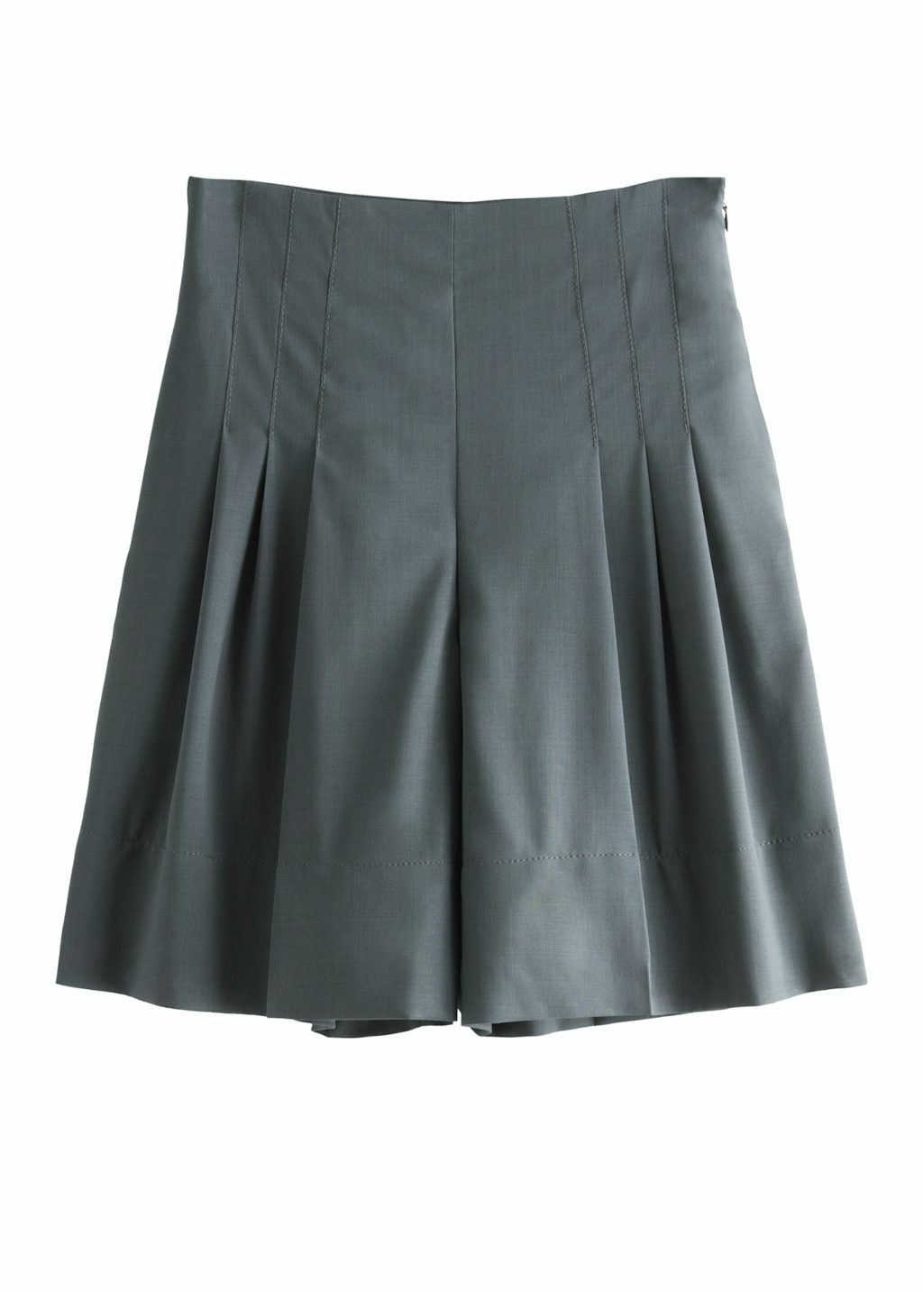 Other-Stories-x-Rejina-Pyo-Shorts-Wool-Grey-990-sek-99€
