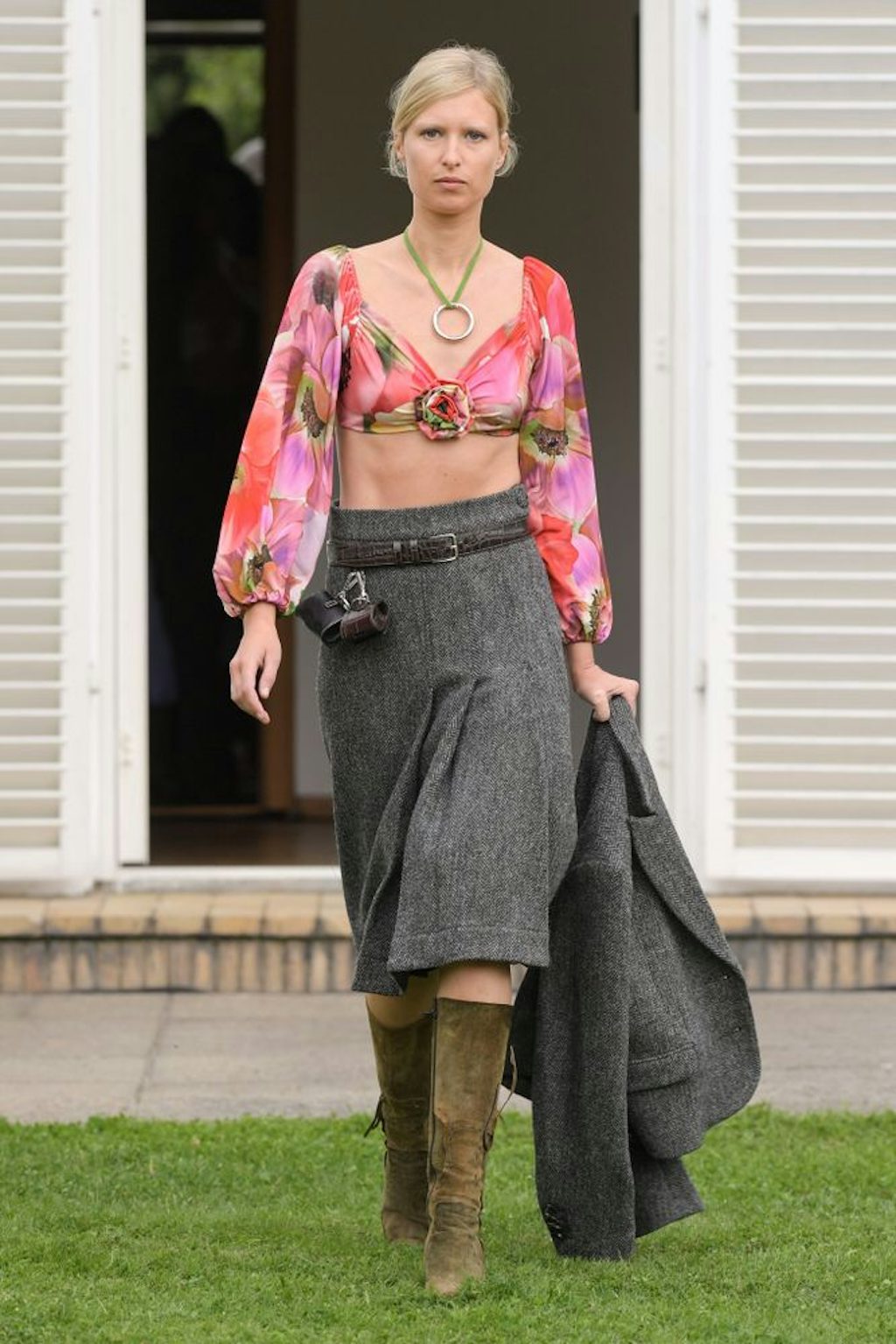 large_Saks_Potts_SS22-look-1