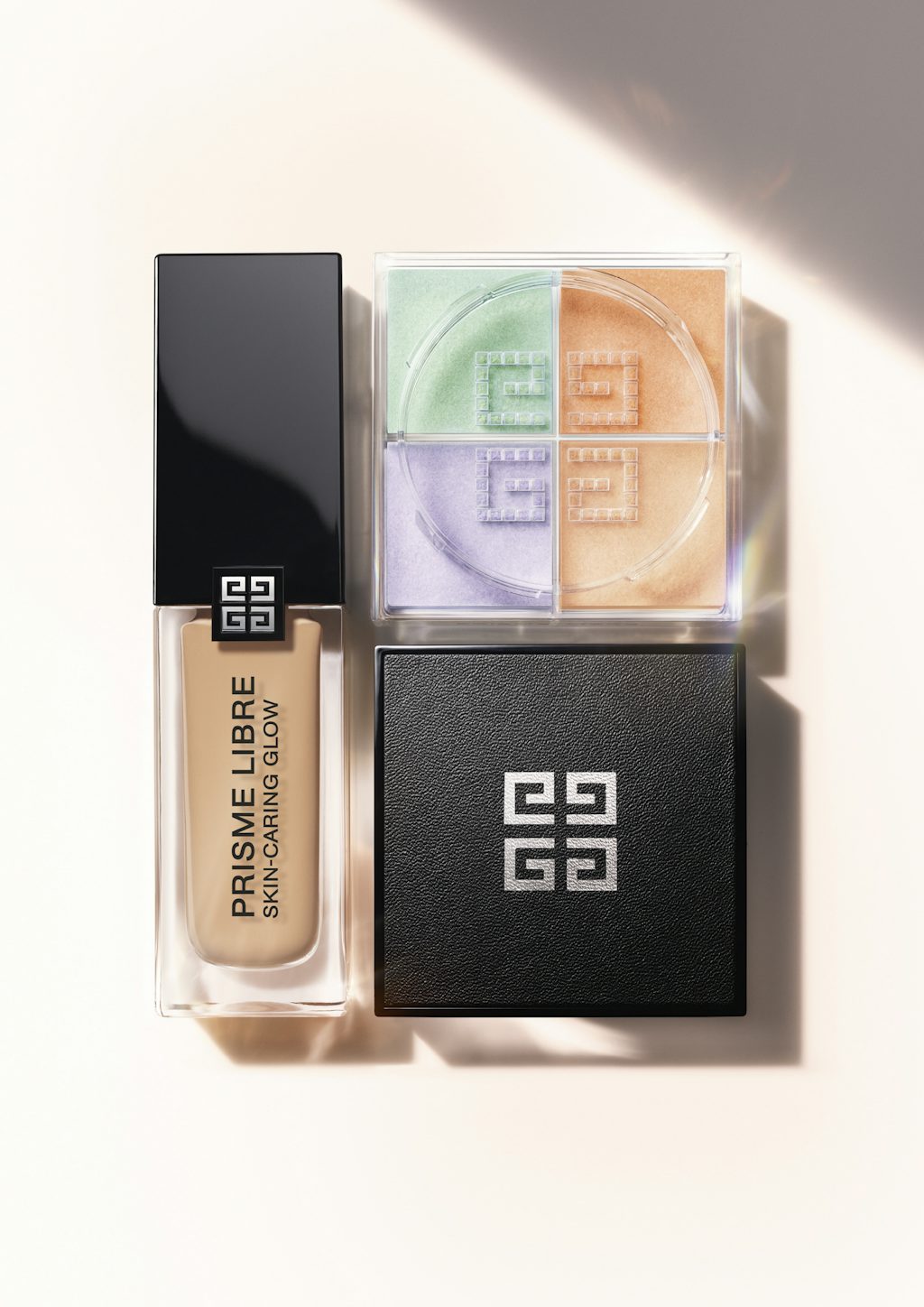 PRISME LIBRE SKIN-CARING GLOW FOUNDATION PR VISUAL 2021