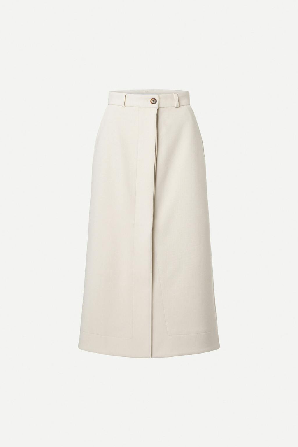 Matchende sæt med blazer vest og nederdel. Matchende sæt med blazer vest og nederdel.