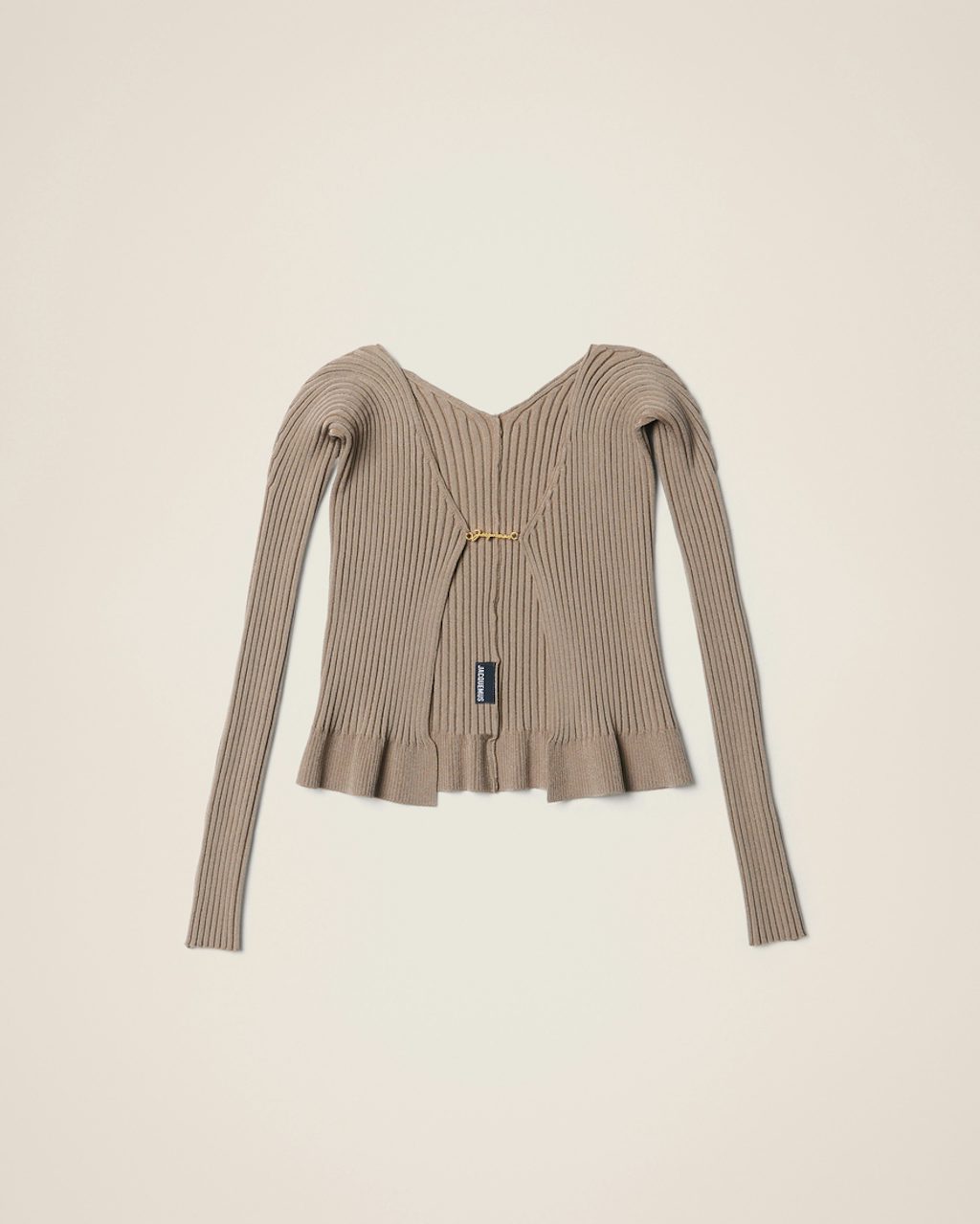 Jacquemus-cardigan-beige