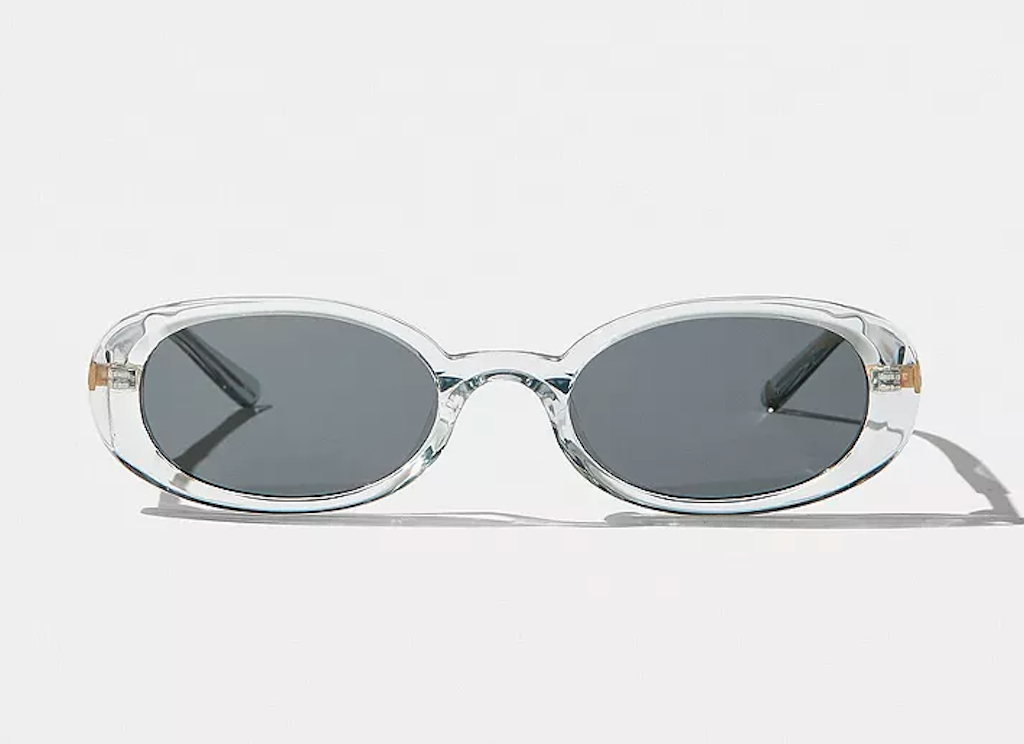 Hot-Futures-hos-Urban-Outfitters-590-krTRANSPARENT