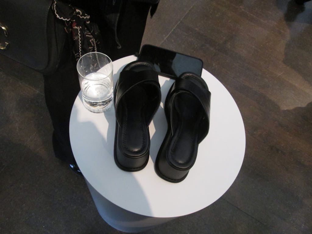 Sandaler ny uniqlo kolleksjon Sko i kolleksjonen til Uniqlo