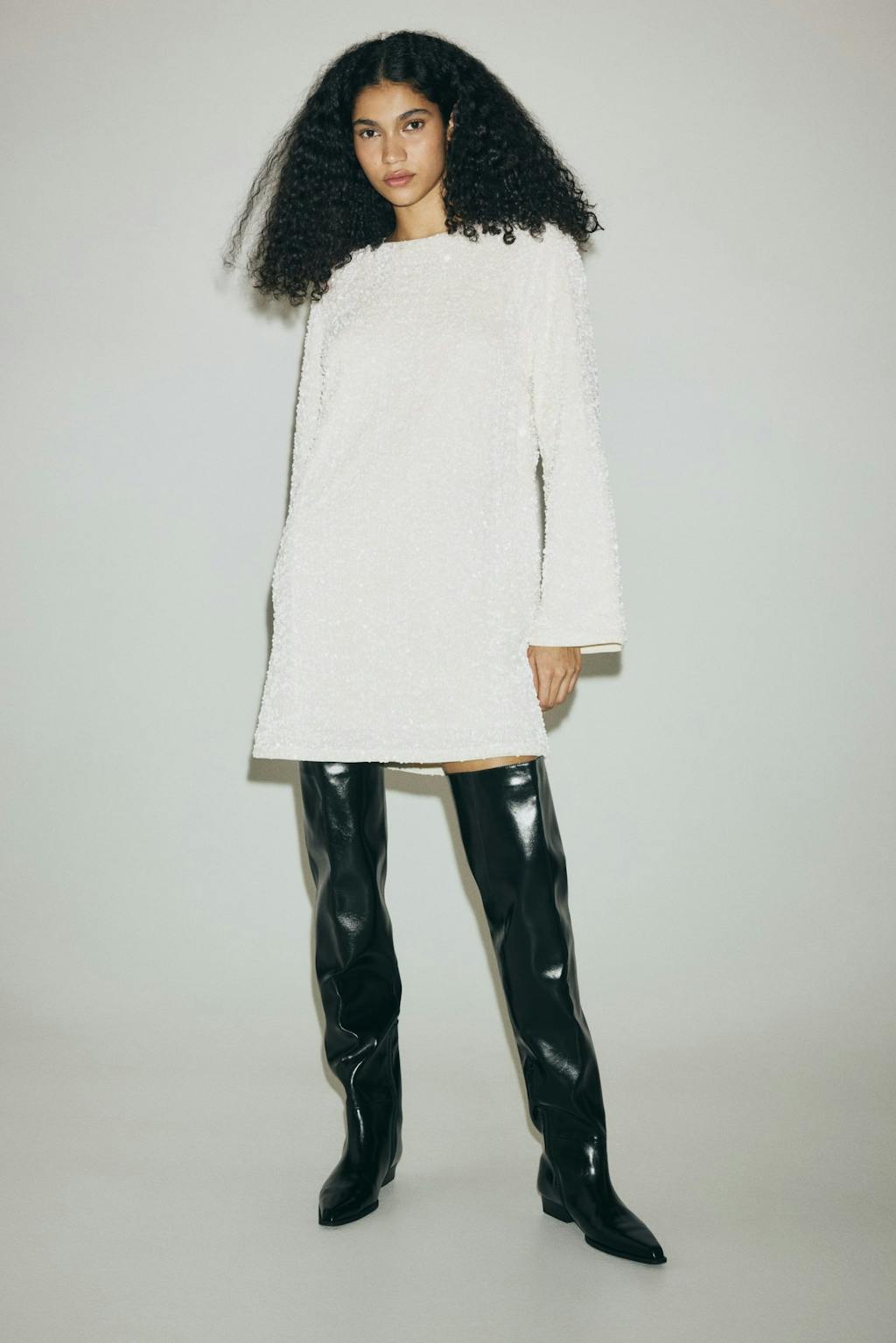 Hvit kjole i paljett