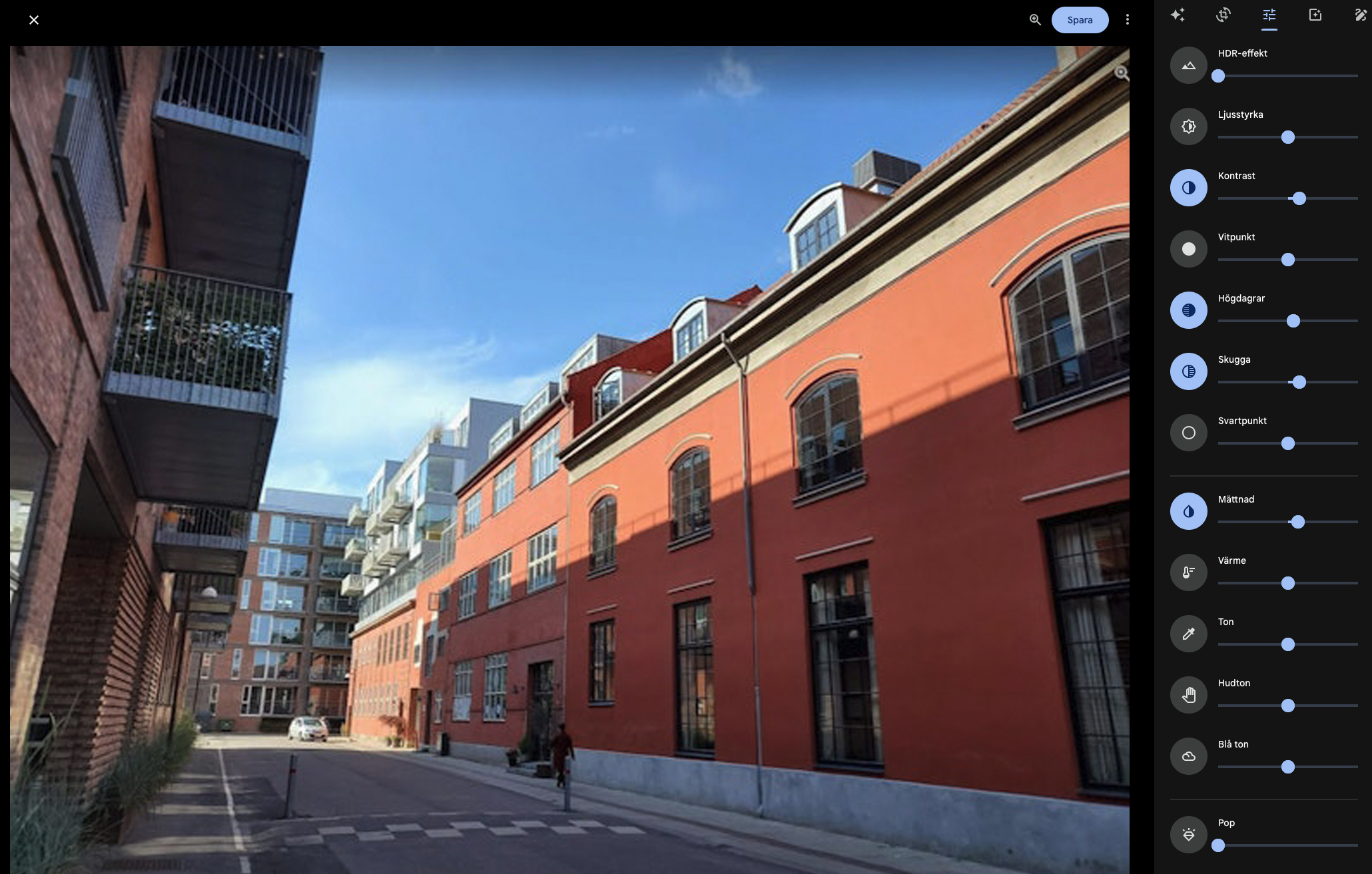 Google Foto ger dig gratis bildbehandling på nätet.