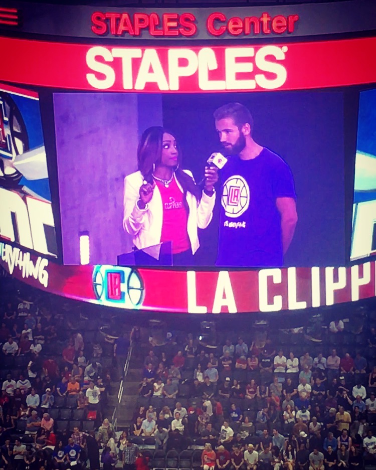 Skarpheten bestemmes av skjermoppløsningen når du henter ut et bilde fra en video med et skjermbilde. Derfor mister du ofte noe kvalitet.