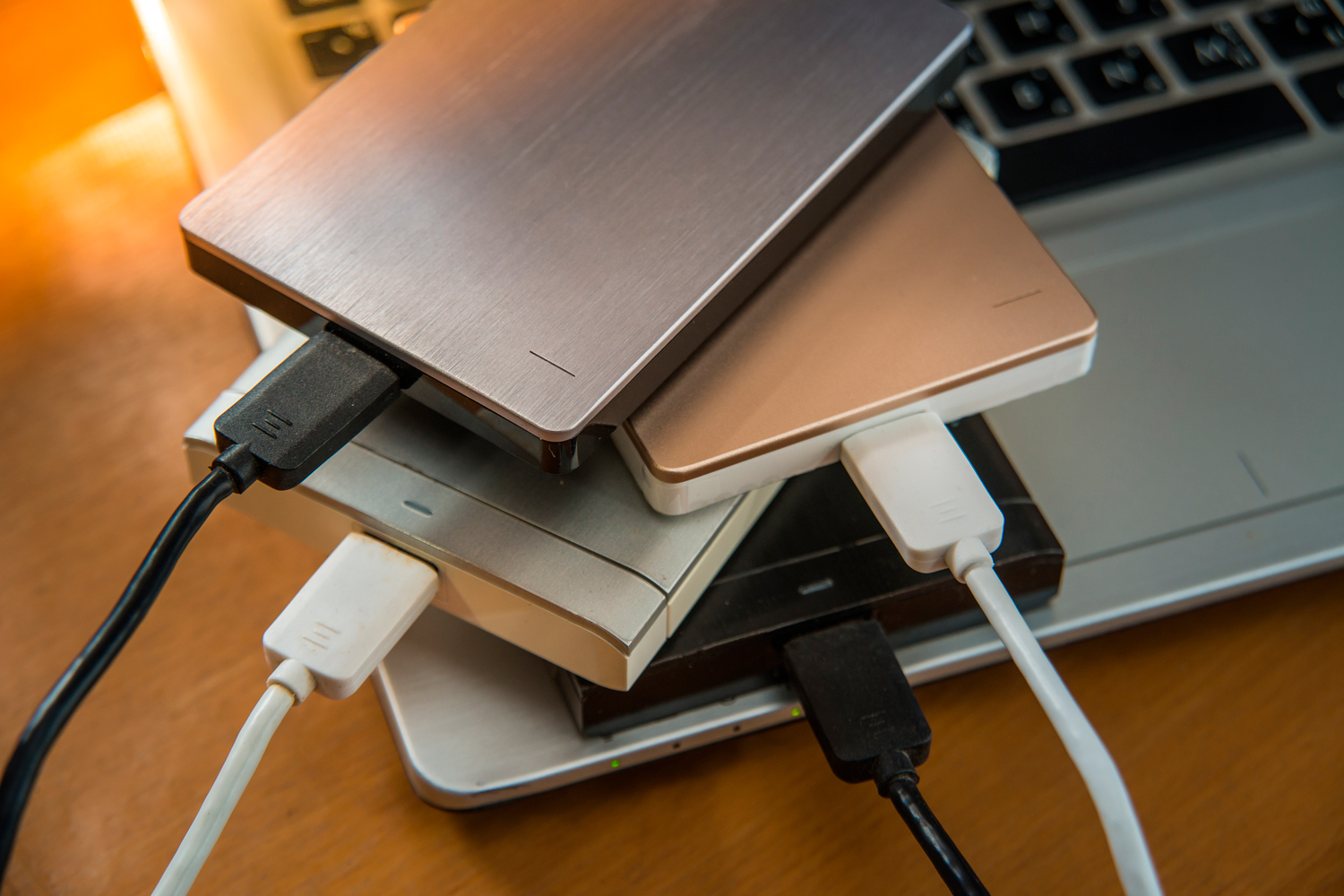 Du kan ende opp med å bruke mye penger på harddisker hvis du lagrer bildene dine ukomprimert.