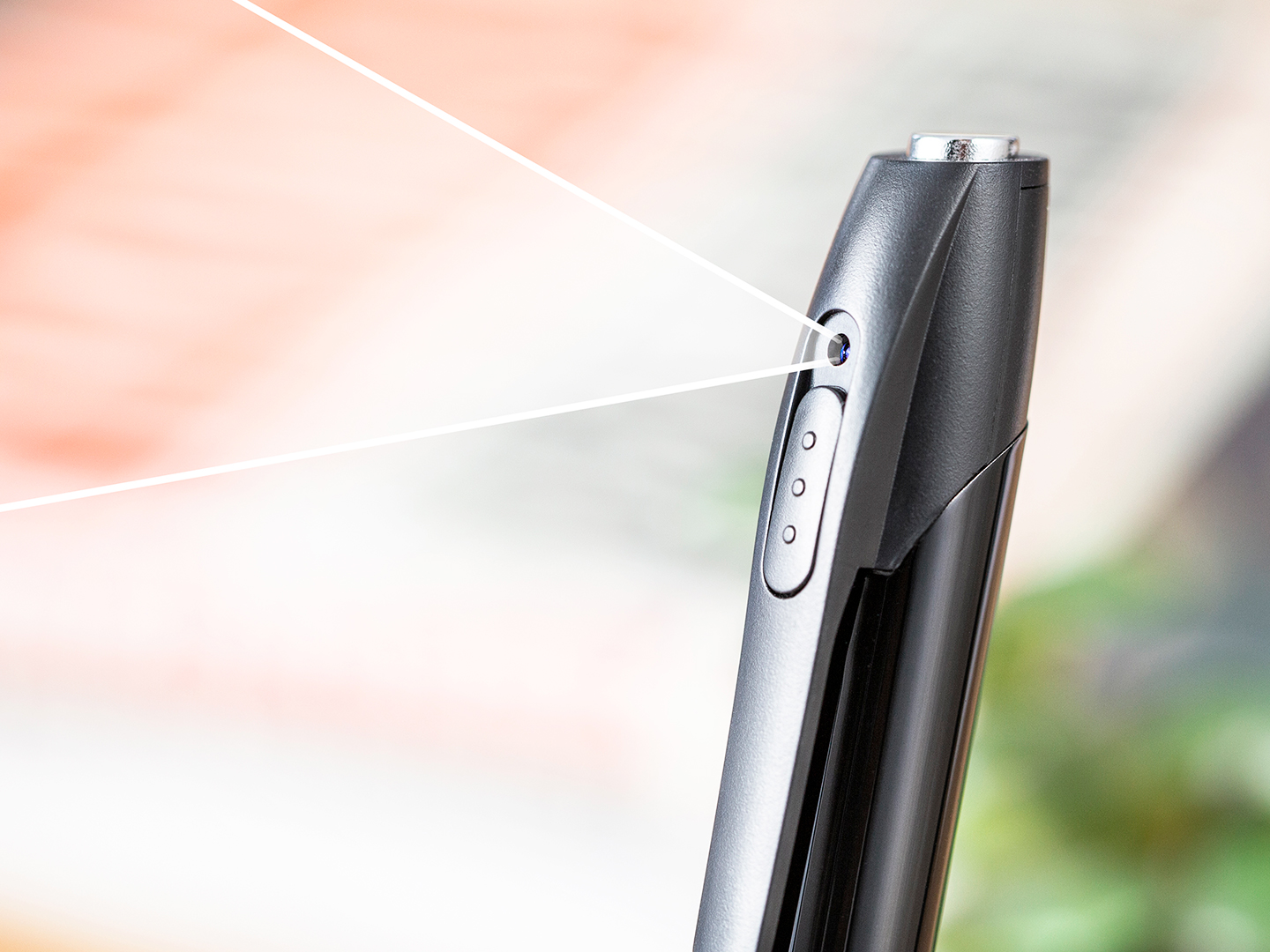 Kamera kuulakärkikynässä