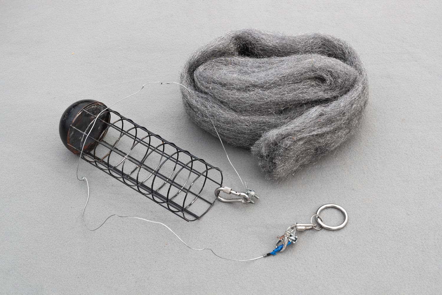 Luo ympärillesi hieno hehkuva tulirengas sytyttämällä teräsvilla palamaan ja heiluttelemalla sitä narulla ilmassa.