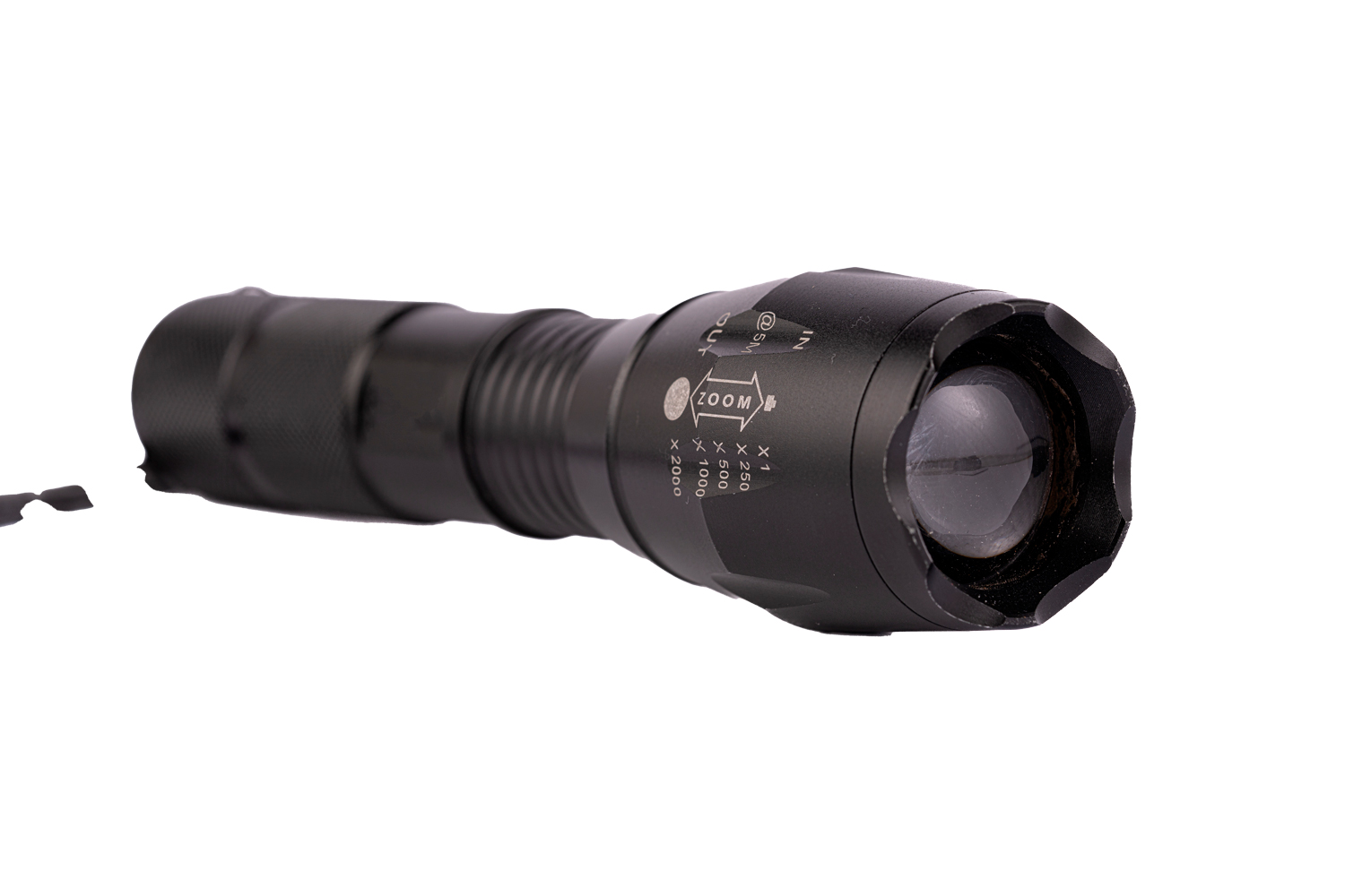 Sving lommelygten og skab en flot lyseffekt på en væg.