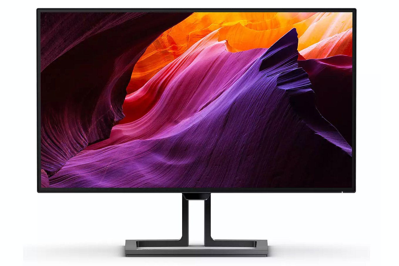 Näytössä on kaksi Thunderbolt 4 -liitäntää. Toinen voi vastaanottaa signaalin tietokoneelta, ja toinen voi siirtää signaalin toiselle 4K-näytölle.