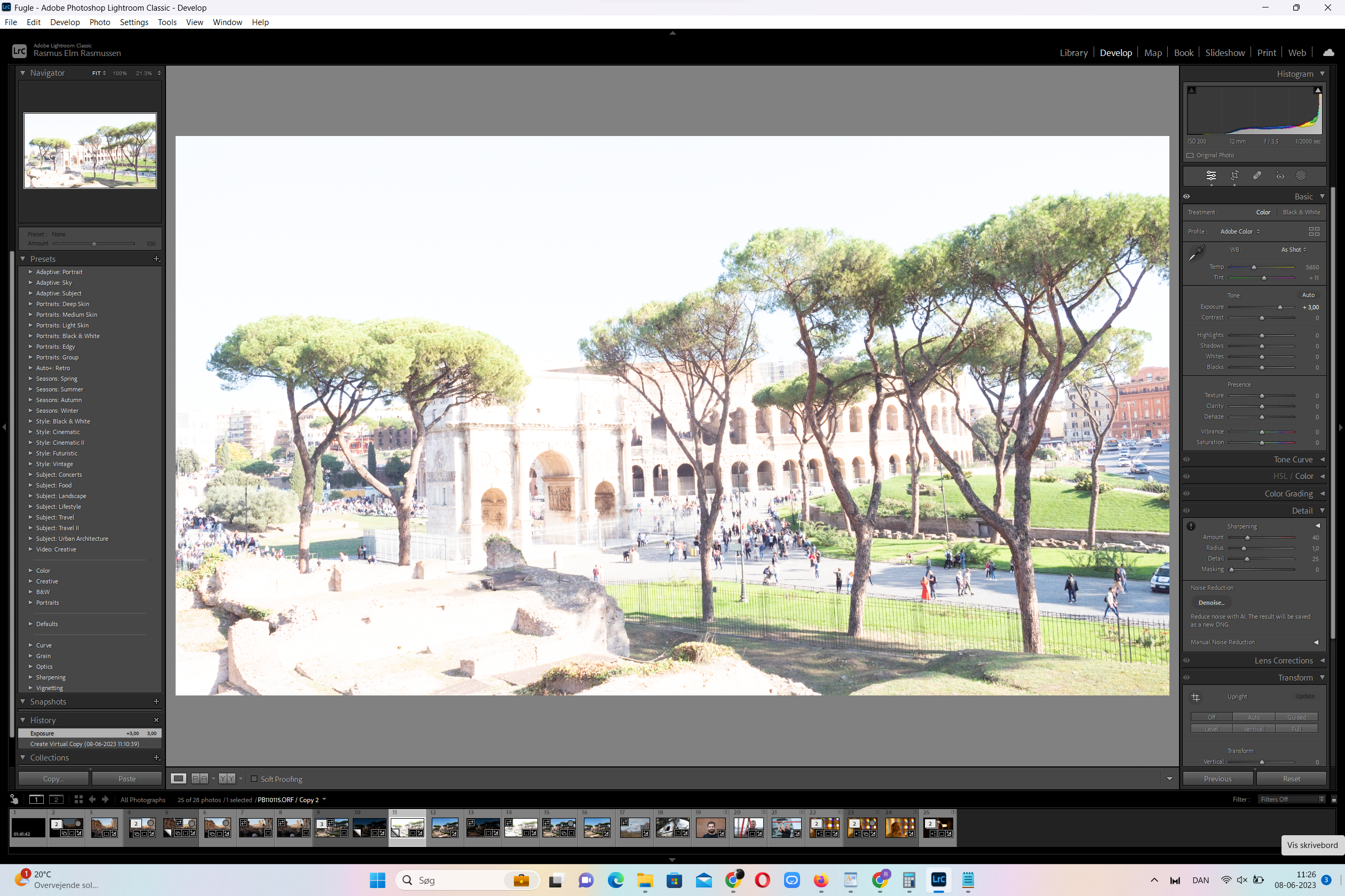 Lisää valotusarvoa yhdessä kopiossa ja vähennä toisessa.