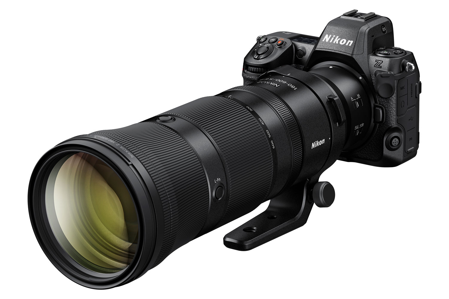 Nikons nye supertele veier knapt to kilo.
